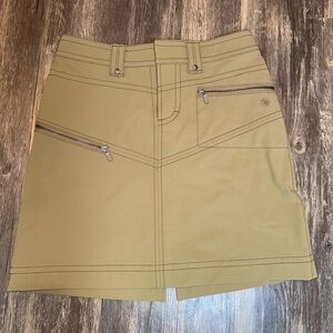 Athleta Khaki Golf Skort Women’s Size 0- Performance Stretch Fabric, Pockets